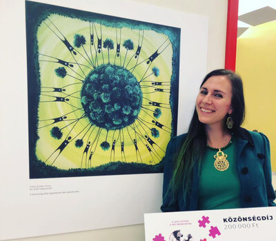 Eszter a győztes kép előtt